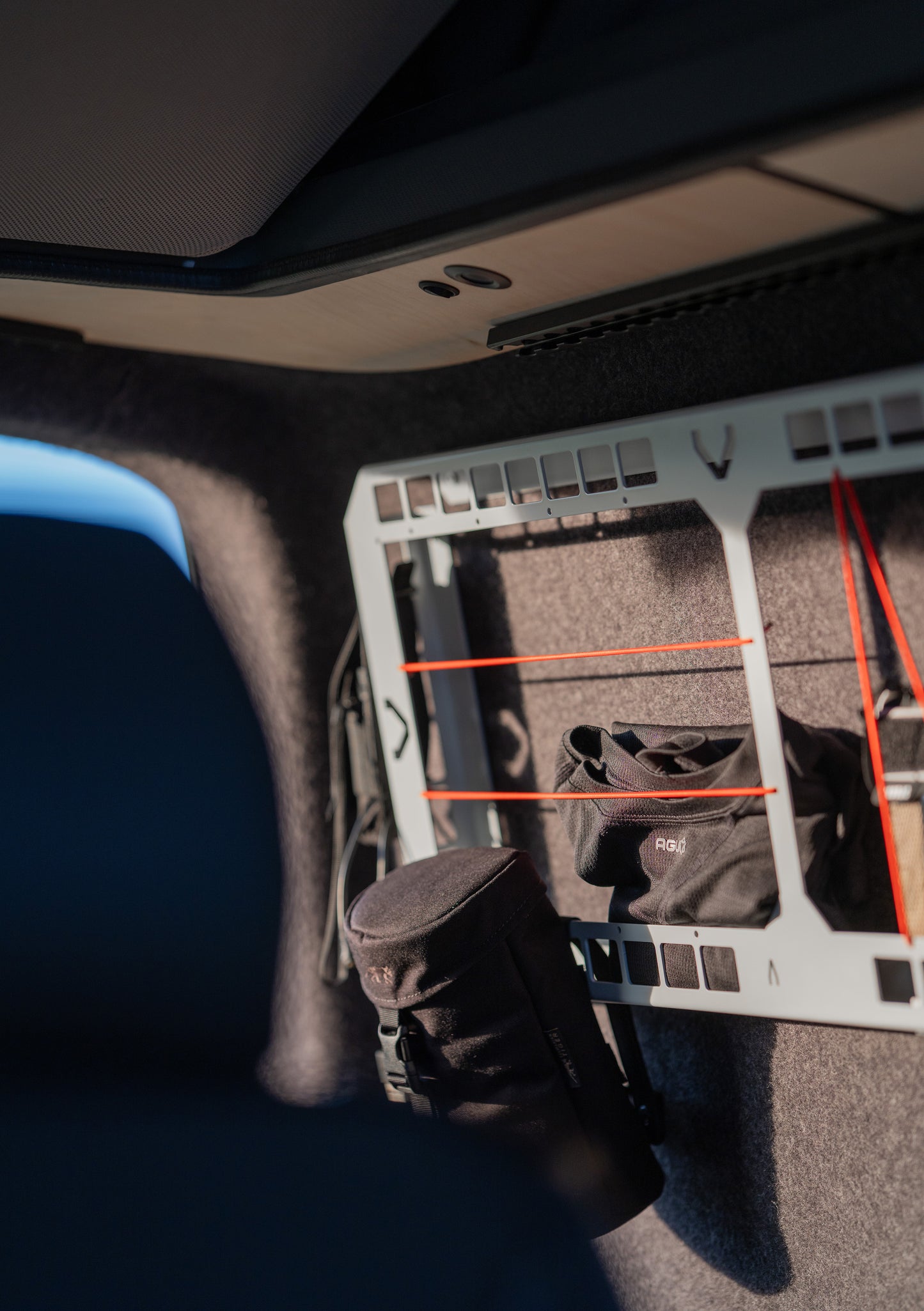 VANTRACK WALLRACK