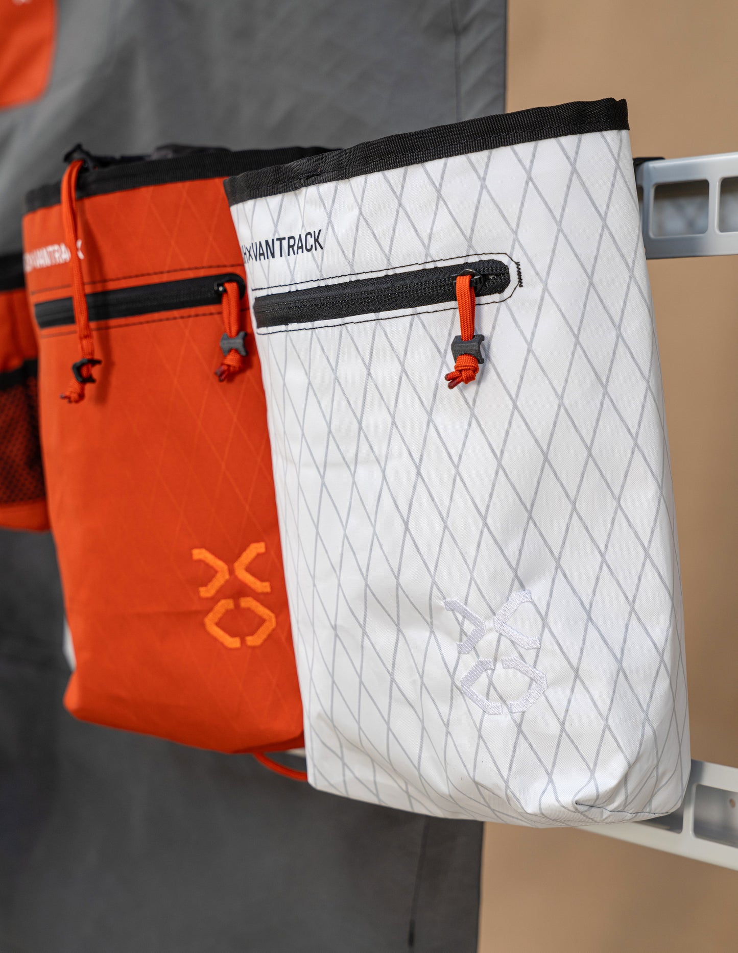 THROW VANPACKING BAG - ARCH X VANTRACK