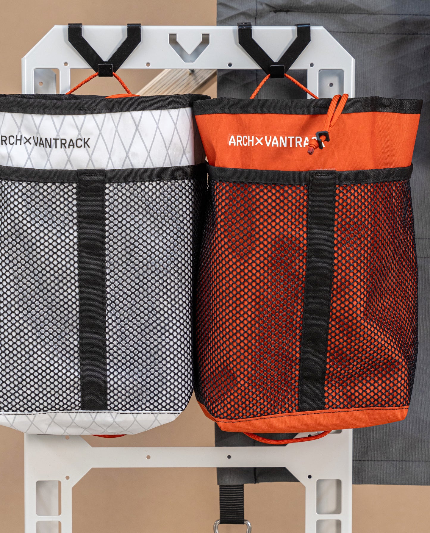 THROW VANPACKING BAG - ARCH X VANTRACK